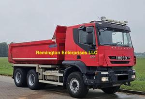 Camion benne Iveco Trakker 6X4 d'occasion 2012, capacité 41t, moteur diesel, transport lourd, direction à gauche - Product Image 2