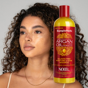 Shampooing hydratant et brillant à l'huile d'argan Creme of Nature sans sulfate pour cheveux secs et bouclés, lavage doux - Product Image 1