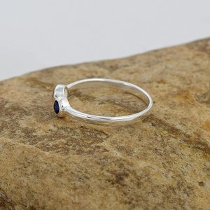 แหวนแซฟไฟร์สีฟ้าทำด้วยมือแหวนโซลิแทร์เงินสเตอร์ลิงเครื่องประดับวินเทจโบฮีเมียนของขวัญวันเกิดสำหรับผู้หญิง - Product Image 5
