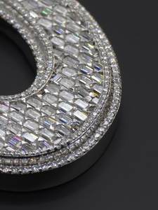 Letra O Personalizada con Incrustaciones de Diamantes, Plata de Ley 925, Brillante, con Moissanita VVS, Engaste de Canal, Unisex, para Uso Diario - Product Image 3