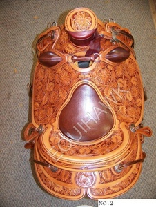 Selle de cheval en cuir de qualité supérieure de style western, fabriquée sur un cerf-volant en fibre avec des motifs sculptés et gravés à la main - Product Image 6