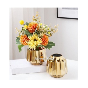 <b>Set</b> Of 2 Trending Design <b>Vase</b> Superior Quality Different Sizes Gold Color Decorative <b>Vases</b> From Manufacture In India - Product Image 2
