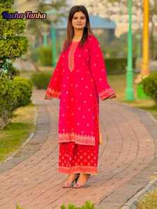 Nueva Colección de Ropa de Invierno para Mujer, Vestido de Terciopelo Bordado, Tejido Transpirable de la Más Alta Calidad, el Mejor Diseño - Product Image 3