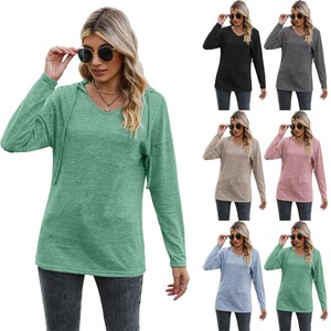 เสื้อมีฮู้ดผ้าฝ้ายออร์แกนิกเข้ารูปแบบมีสไตล์เสื้อมีฮู้ดระบายอากาศไหล่ตกระดับพรีเมียมปรับแต่งโลโก้ได้สำหรับผู้หญิง - Product Image 1