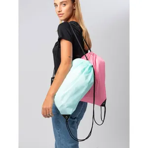 Bolsas Deportivas Personalizadas de Poliéster con Cordón para Promociones en Gimnasios - Product Image 1