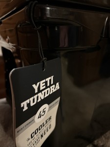 Ventes chaudes YETIIs Tundra 45L NOIR RARE Glacière DIY OEM Imperméable Isolée - Product Image 3