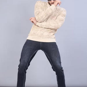 Sweat-shirt d'hiver imprimé pour homme fabriqué au Pakistan - Couleurs et logo personnalisés, tissu polaire, tailles plus grandes disponibles, vente en gros - Product Image 4