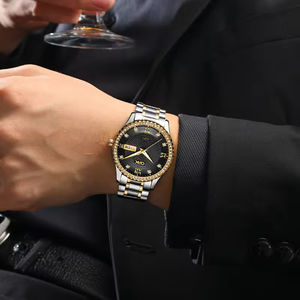 Reloj de cuarzo automático para hombre, calendario, resistente al agua, luminoso, imitación de diamantes de imitación, reloj de pulsera de moda - Product Image 4