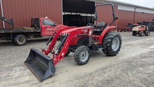 MASSEY FERGUSON 1750M Tractores 40 HP a 99 HP Gama - Product Image 2