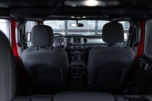 H&S USED 2020 JEEPS WRANGLERS UNLIMITED SPORT 4X4 2.0L TURBOCHARGED I4 VOITURE D'OCCASION PROPRE - Product Image 2