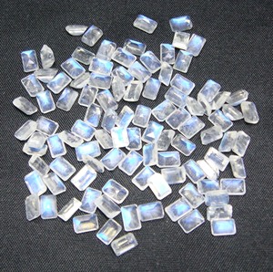 100% naturel arc-en-ciel pierre de lune à facettes émeraude brillant coupe en vrac pierres précieuses de guérison en gros pierres semi-précieuses OEM - Product Image 2