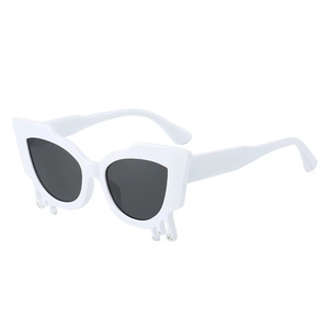Gafas de Sol Cat Eye Rojas con Diamantes de Imitación, Diseño de Lágrima, Alta Calidad, Novedad 2024, Gran Venta - Product Image 4