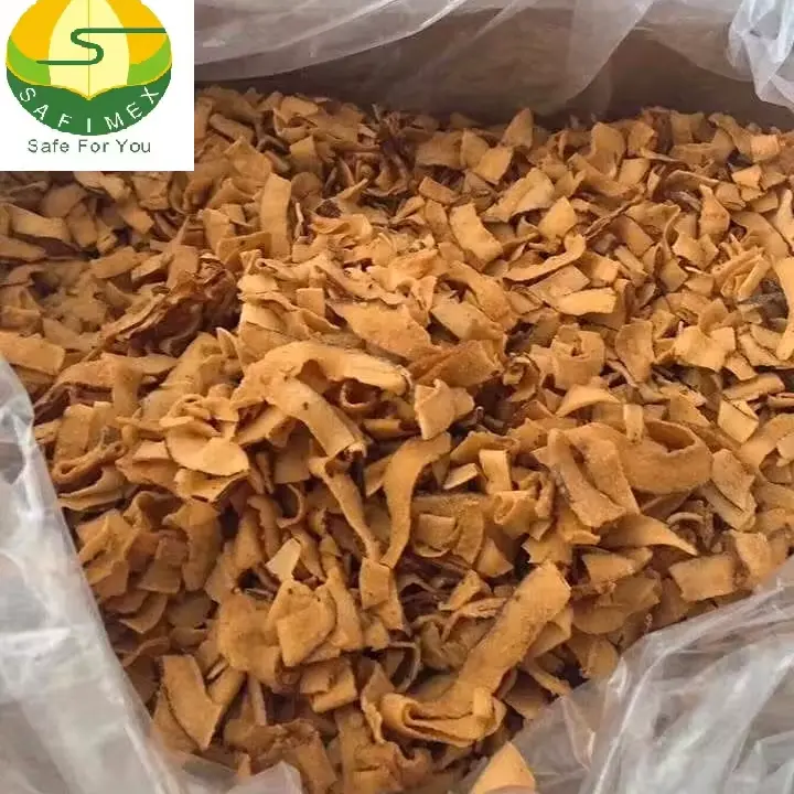 Wholesale Soft Dried Coconut Snack Chips Crisy Yellow Dried Coconut for Topping Ice Cream Smoothies OEM Bulk Packing