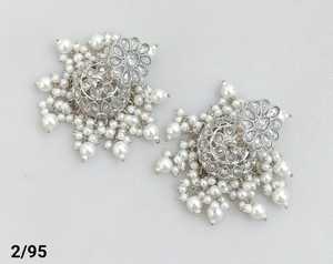 Boucles d'oreilles Jhumka rose bébé plaqué argent | Bijoux de mode indiens traditionnels pour femmes | Boucles d'oreilles ethniques en gros - Product Image 2