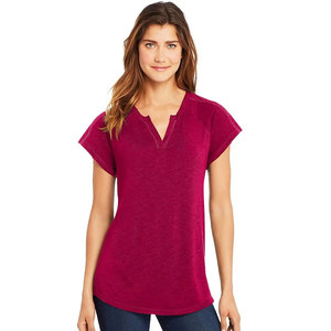 Camisetas Oversize de Algodón Orgánico 100% con Logo Personalizado, Hombro Caído, de Alto Gramaje, Transpirables y de Secado Rápido para Mujer - Colección Verano - Product Image 3