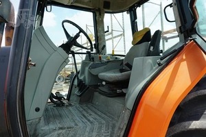 ผู้จัดจำหน่ายที่ได้รับการยืนยันสำหรับรถ AGCO ALLIS 8785 4WD 120 แรงม้า ปี 1998 มือสอง - Product Image 2