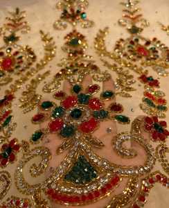 Mejor precio 100% poliéster tela de cuentas de lujo con circón proveedor indio hecho a mano prendas de vestir tejido y patrón de malla - Product Image 6