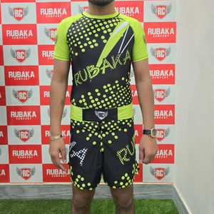 กางเกงมวยไทย MMA แบบสั้น ผลิตจากโพลีเอสเตอร์ ระบายอากาศได้ดี น้ำหนักเบา สวมใส่สบาย รับผลิตตามสีและขนาดที่ต้องการ ขายส่ง - Product Image 2