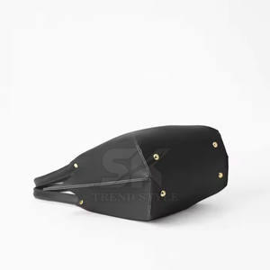 Sac fourre-tout en cuir pour usage extérieur, best-seller, imperméable, logo personnalisé, sac fourre-tout en cuir de haute qualité - Product Image 4