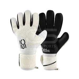 Gants de gardien de but jeunes et adultes avec un design respirant et une poignée en latex durable Gants de gardien de but professionnels - Product Image 1