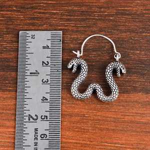 Pendientes de Aro con Forma de Serpiente, Estilo Gótico, de Latón, con Acabado Plateado Oxidado, para Mujer, Venta al Por Mayor/OEM/ODM, Moda 2024 - Product Image 3