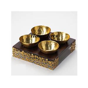 Serveur de dates de forme ronde de taille personnalisée Serveur d'écrous martelés en aluminium de conception antique avec plateau par Home Arts - Product Image 2