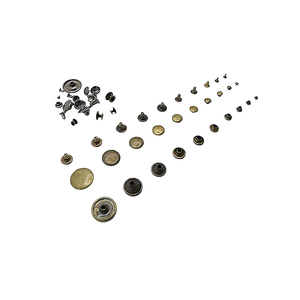 Rivet creux à double capuchon en métal de taille personnalisée pour vêtements, sacs et cuir - Product Image 1