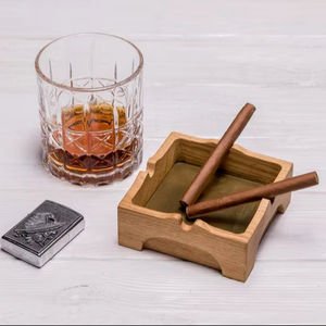 Cendrier en bois de luxe pour fumeurs |   Cendrier à cigares en bois massif artisanal pour bar, salon et cadeau - Product Image 1