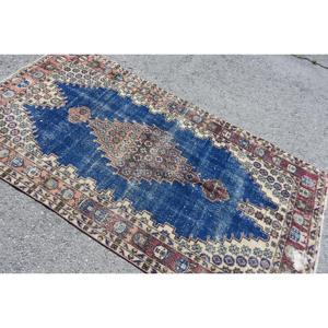 Alfombra de 3.8x7.4 pies, Alfombra Turca Vintage, Alfombra con Estampado Animal Azul - Product Image 4