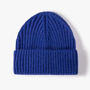 Bonnets tricotés personnalisés violet clair avec logo de texte brodé et impression Chapeaux de trappeur chauds d'hiver pour hommes - Product Image 6