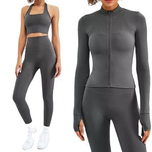 Conjunto de Yoga de cintura alta con logotipo personalizado y embalaje Conjuntos de yoga para mujer Conjuntos de Yoga de poliéster de LICRA para adultos - Product Image 3