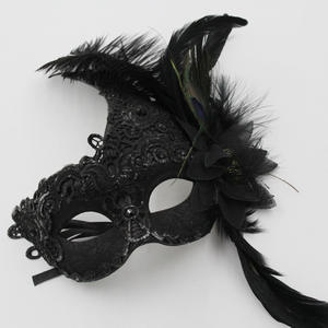 Masque pour les yeux en dentelle florale <span class=keywords><strong>de</strong></span> luxe pour femme avec fleur et plume sur le côté, masque <span class=keywords><strong>de</strong></span> bal masqué vert rouge, masque <span class=keywords><strong>de</strong></span> <span class=keywords><strong>Venise</strong></span> pour les yeux - Product Image 5