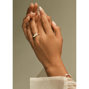 Anillo de Compromiso Carmen con Diamantes en Oro Amarillo y Blanco de 14k con Múltiples Opciones de Forma - Product Image 2