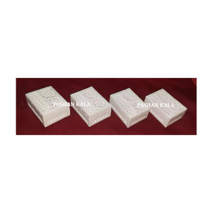 Hermosa tendencia de mármol blanco natural con cajas de almacenamiento de joyería de trabajo talladas a mano finas creativas para venta al por mayor en cantidad a granel - Product Image 1