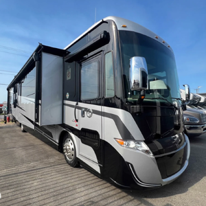 Autocaravana Diésel de Lujo Clase A Byways 38 BL de 39 pies, Usada en 2025, con Literas, Baño Trasero y Capacidad para 6 Personas - Product Image 1