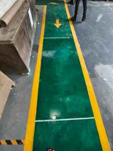 Système de protection de sol en polyuréthane durable, haute résistance, antistatique, pour sols industriels et médicaux, application de surface sans joint - Product Image 2