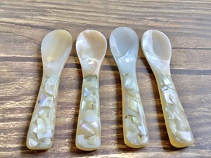 Otras cucharas de Pearl aviar, atomizadas - Product Image 6