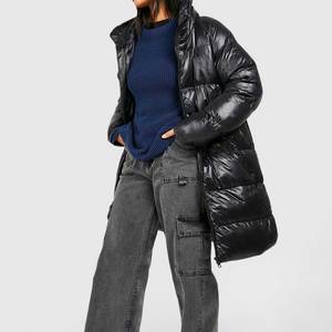 Veste matelassée OEM de haute qualité pour femmes, respirante et de nouveau design pour l'hiver, fermeture à glissière grande taille, courte longueur - Product Image 4