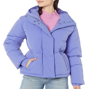 Veste matelassée à capuche pour femme, manteau d'hiver isolé et chaud, vêtement d'extérieur rembourré élégant, couleur lavande violette, avec fermeture à boutons-pression - Product Image 4