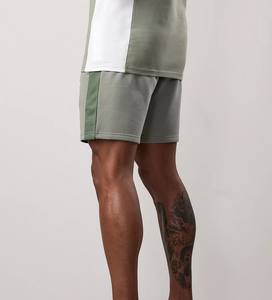 Vente en gros Séchage rapide Poches latérales extensibles légères Athlétique Course à pied Entraînement Fitness Gym Sweat Shorts pour hommes Confort - Product Image 2