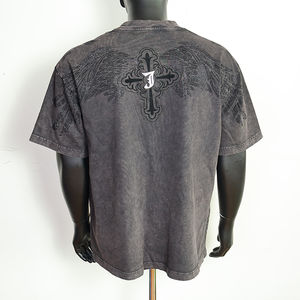 T-shirts surdimensionnés personnalisés pour hommes, 220 g/m², coton délavé à l'acide, coupe ample, avec motif en strass et broderie. - Product Image 5