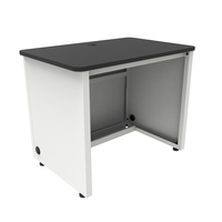 Bureau d'École VersaDesk Durable Blanc/Noir avec Support pour 4 Moniteurs et Gestion des Câbles Intégrée, Mobilier Scolaire en Bois/Métal pour Appartement