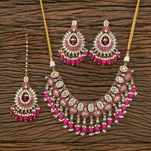 คุณภาพส่งออกที่ทําด้วยมือล่าสุดของชุดสร้อยคอลูกปัดอินโดเวสเทิร์นพร้อมการชุบเมฮันดีสําหรับงานแต่งงาน - Product Image 1