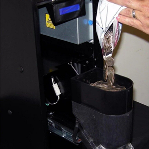 Máquina de Cambio de Monedas para Arcade Seaga con Capacidad de $250 y Dispensador de Monedas/Fichas para Negocios Minoristas - Product Image 3