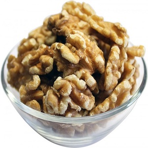 Nueces Orgánicas Crudas Secas de Gran Altitud, Mitades Extra Ligeras - Product Image 1