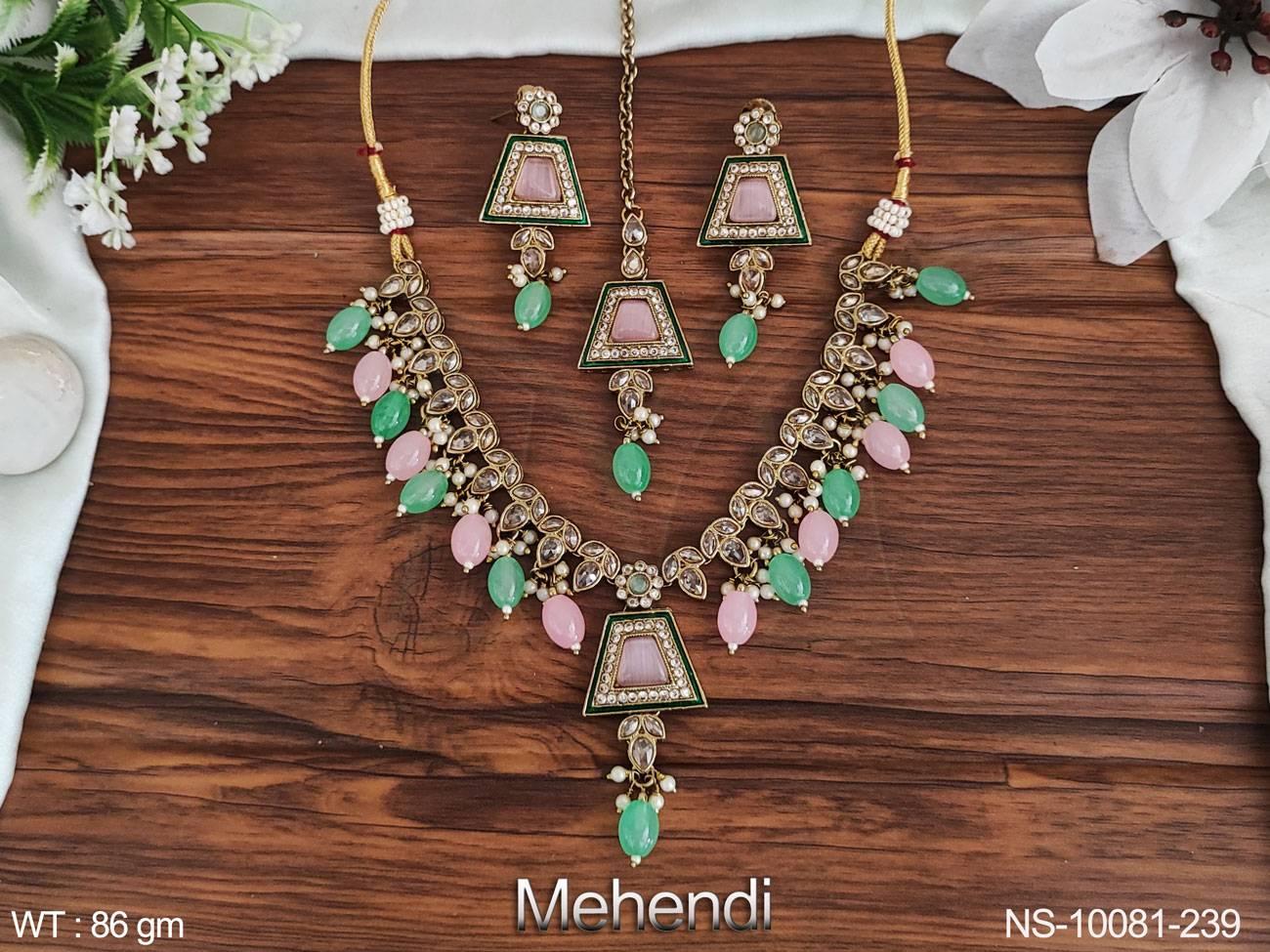 มิ้นท์สีเขียวสีชมพู