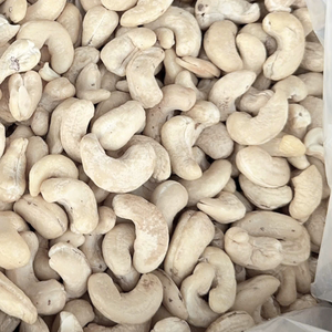 Wholesale Cheap Raw Cashew <b>Nut</b> Wholesale 160 180 240 White Color Santigo Factory Short Leadtime - Product Image 1