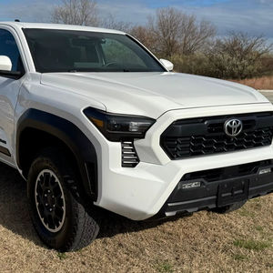 Toyota Tacoma TRD Off-Road Double Cab 4x4 Turbo 4 cylindres 2025 d'occasion en bon état, pack premium TRD Off-Road non modifié - Product Image 1