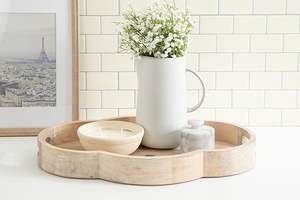 Plateau décoratif ovale arrondi en bois de qualité supérieure 20x14x3 cm, bois naturel clair, plateau de service festonné avec poignées, idéal pour servir des aliments - Product Image 3