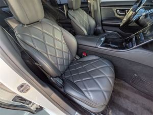 LOW MILEAGE 2023 <b>S</b>-CLASS S580 4MATIC AWD SEDAN V8 <b>9</b>-SPEED AUTOMATIC DRIVRAIN 496 HP - Product Image 4